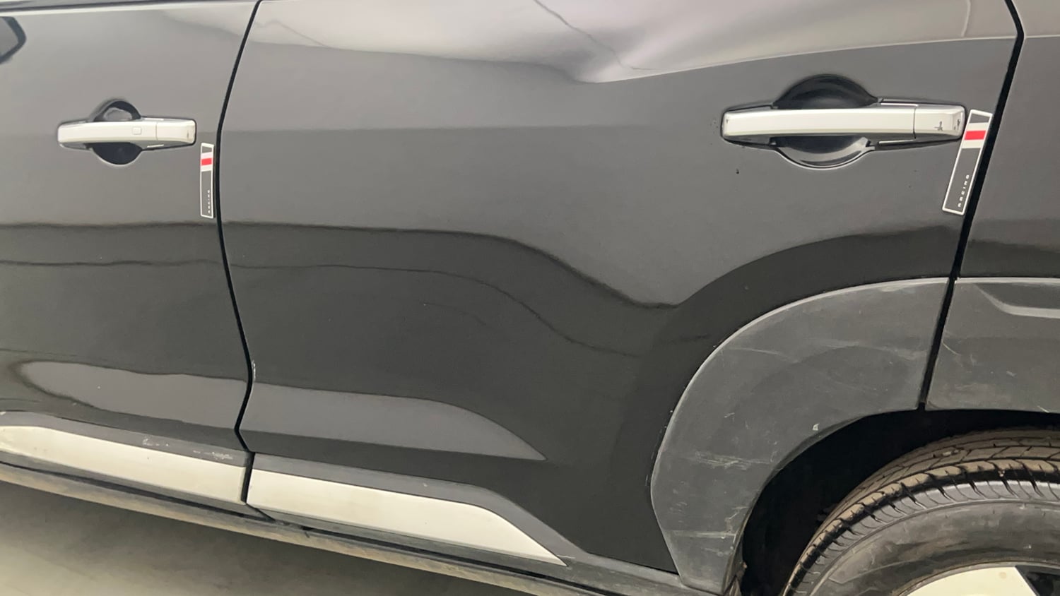 Used 2023 Nissan Magnite XV Petrol Manual dents MINOR SCRATCH