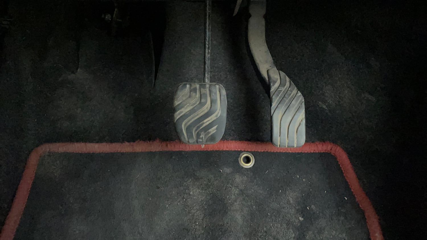 Used 2022 Renault Kwid RXT 1.0 AMT Petrol Automatic interior PEDALS VIEW