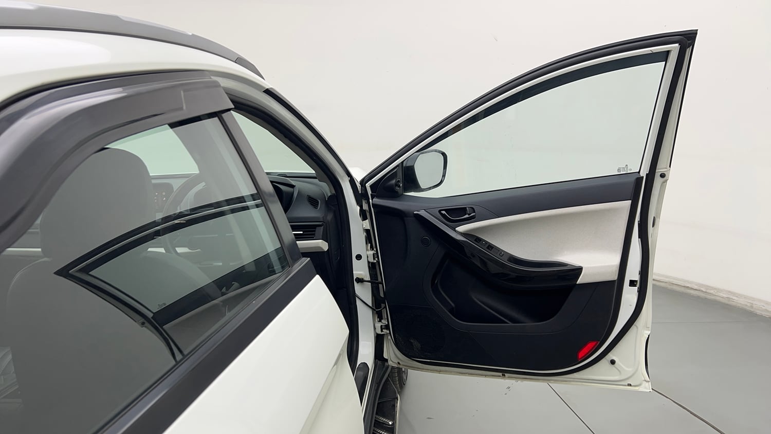 Used 2024 Tata Nexon Pure (S) 1.2 Petrol 6AMT Petrol Automatic interior RIGHT FRONT DOOR OPEN VIEW