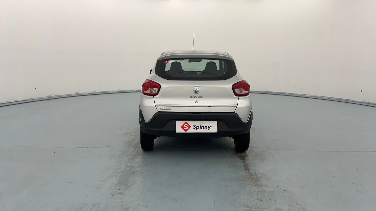 Used 2017 Renault Kwid RXT (O) 1.0 SCE Edition Petrol Manual exterior BACK VIEW
