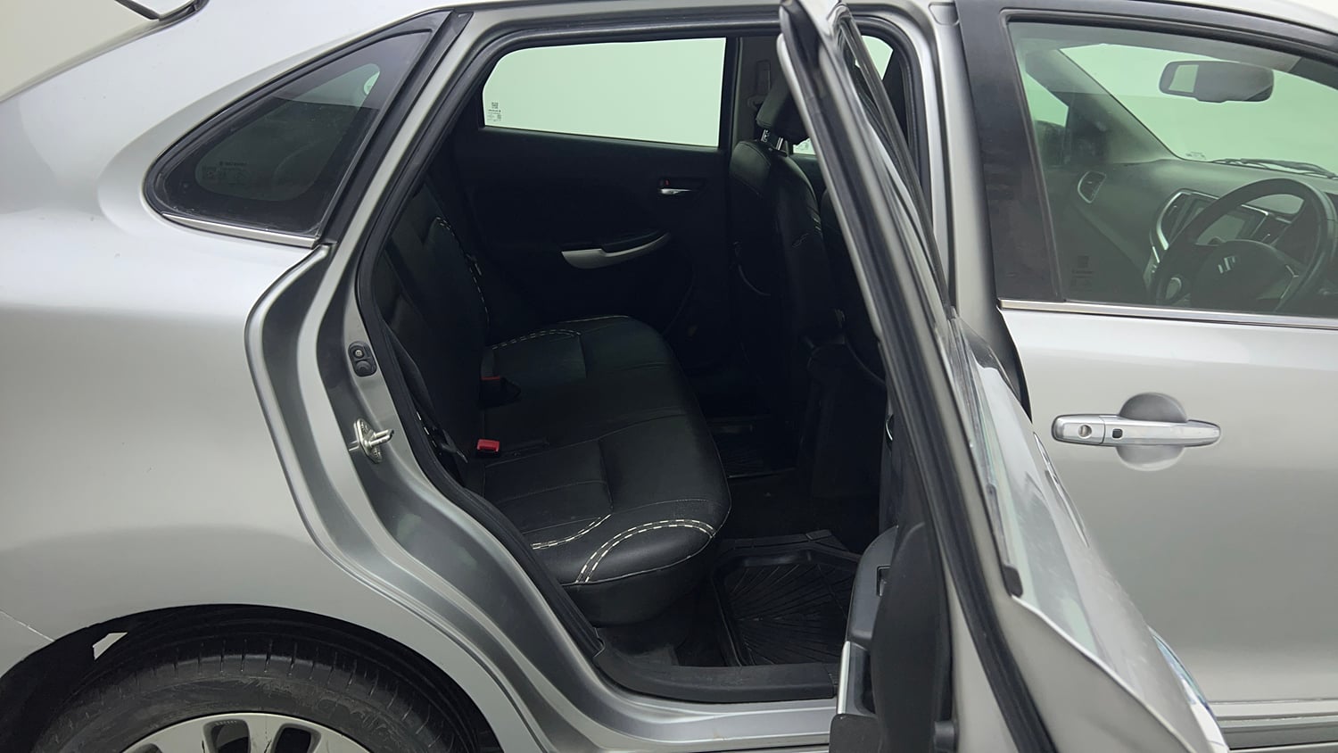 Used 2017 Maruti Suzuki Baleno Alpha 1.2 Petrol Manual interior RIGHT SIDE REAR DOOR CABIN VIEW