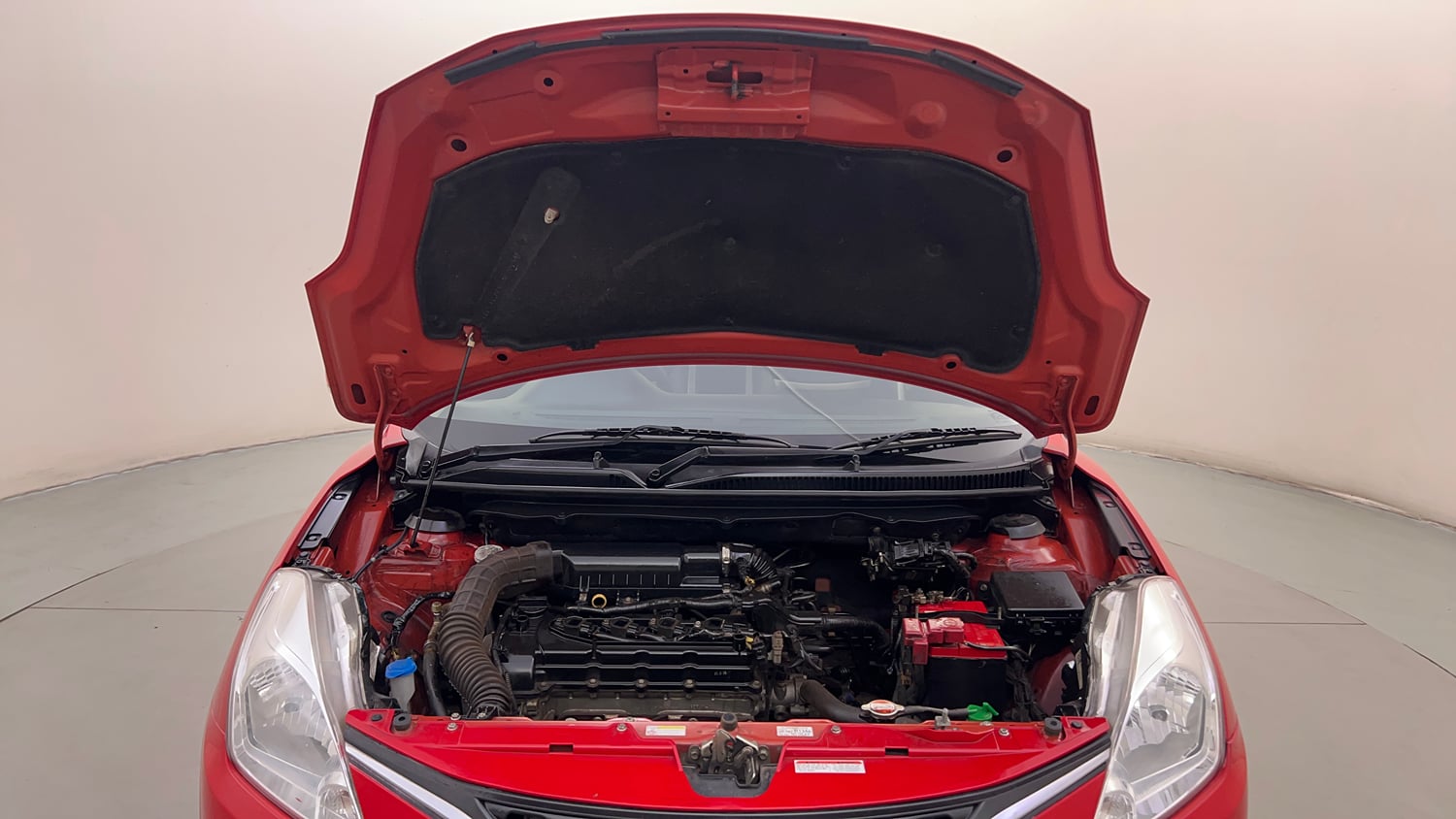 Used 2018 Maruti Suzuki Baleno Delta 1.2 Petrol Manual engine ENGINE & BONNET OPEN FRONT VIEW