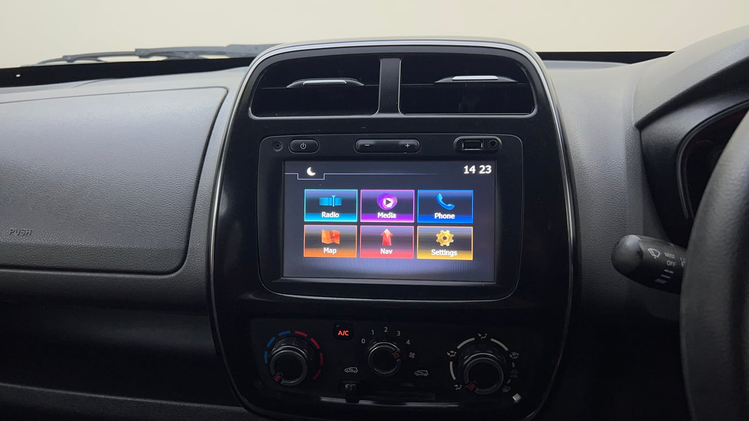 Used 2017 Renault Kwid 1.0 RXT AMT Opt Petrol Automatic top_features Integrated (in-dash) music system