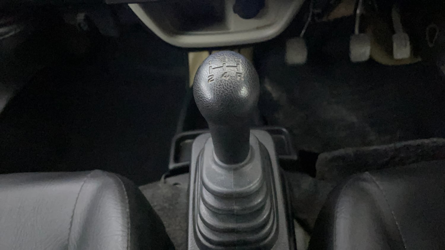 Used 2023 Maruti Suzuki Eeco 5 STR AC Petrol Manual interior GEAR  KNOB VIEW
