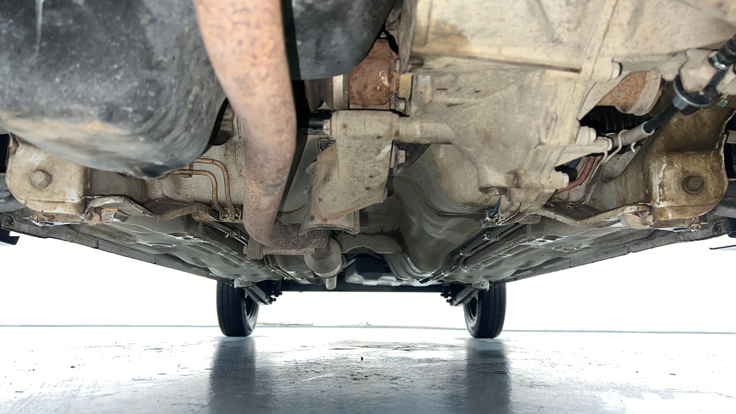 Used 2018 Maruti Suzuki Alto 800 LXi (O) Petrol Manual extra FRONT LEFT UNDERBODY VIEW