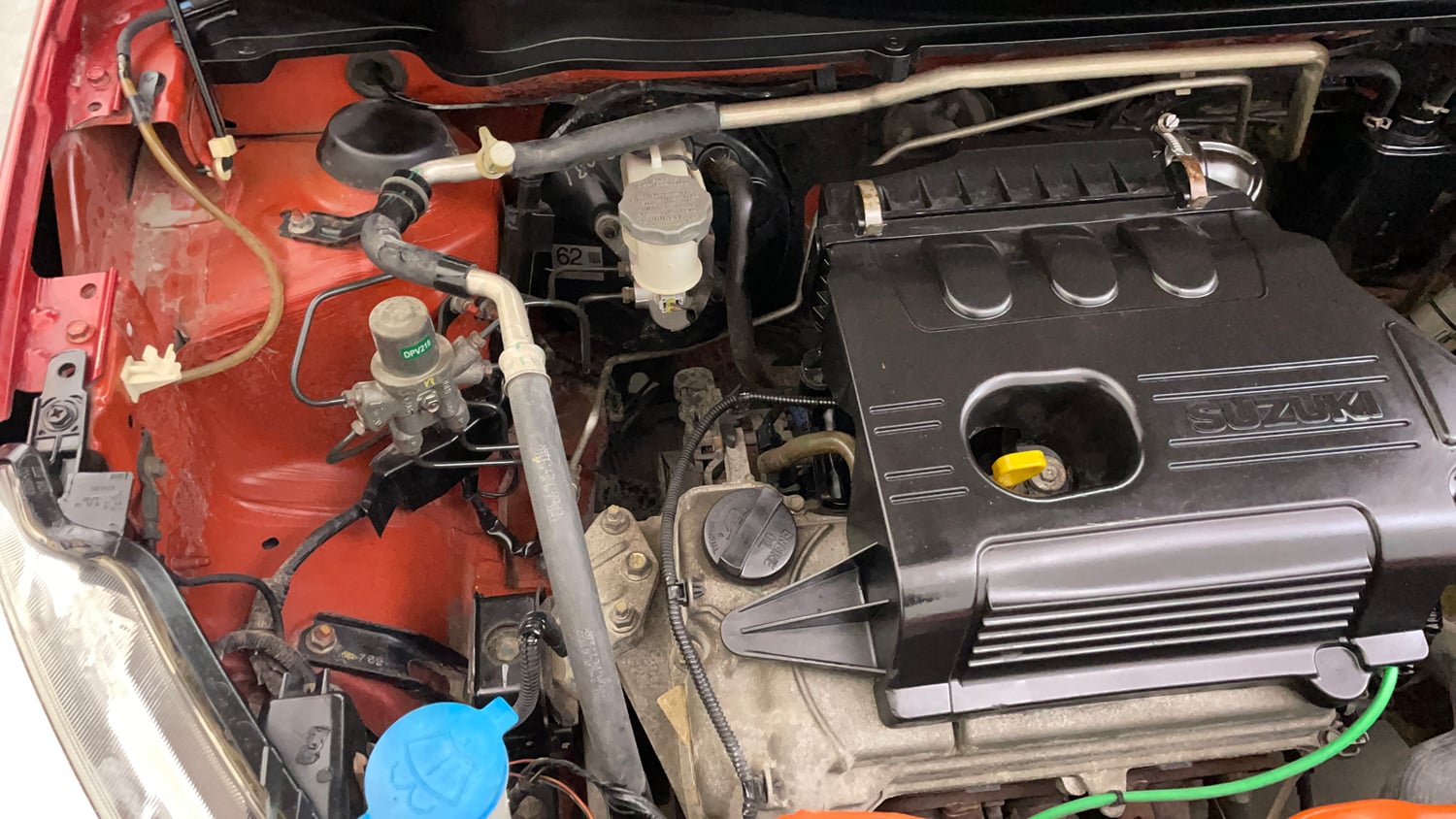 Used 2016 Maruti Suzuki Celerio ZXi AMT Petrol Automatic engine ENGINE RIGHT SIDE VIEW