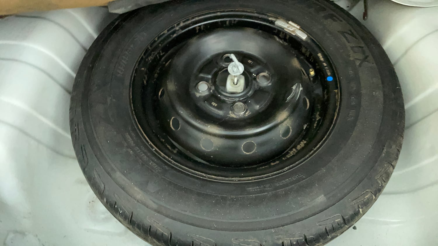 Used 2019 Maruti Suzuki Alto 800 LXi Petrol Manual tyres SPARE TYRE VIEW