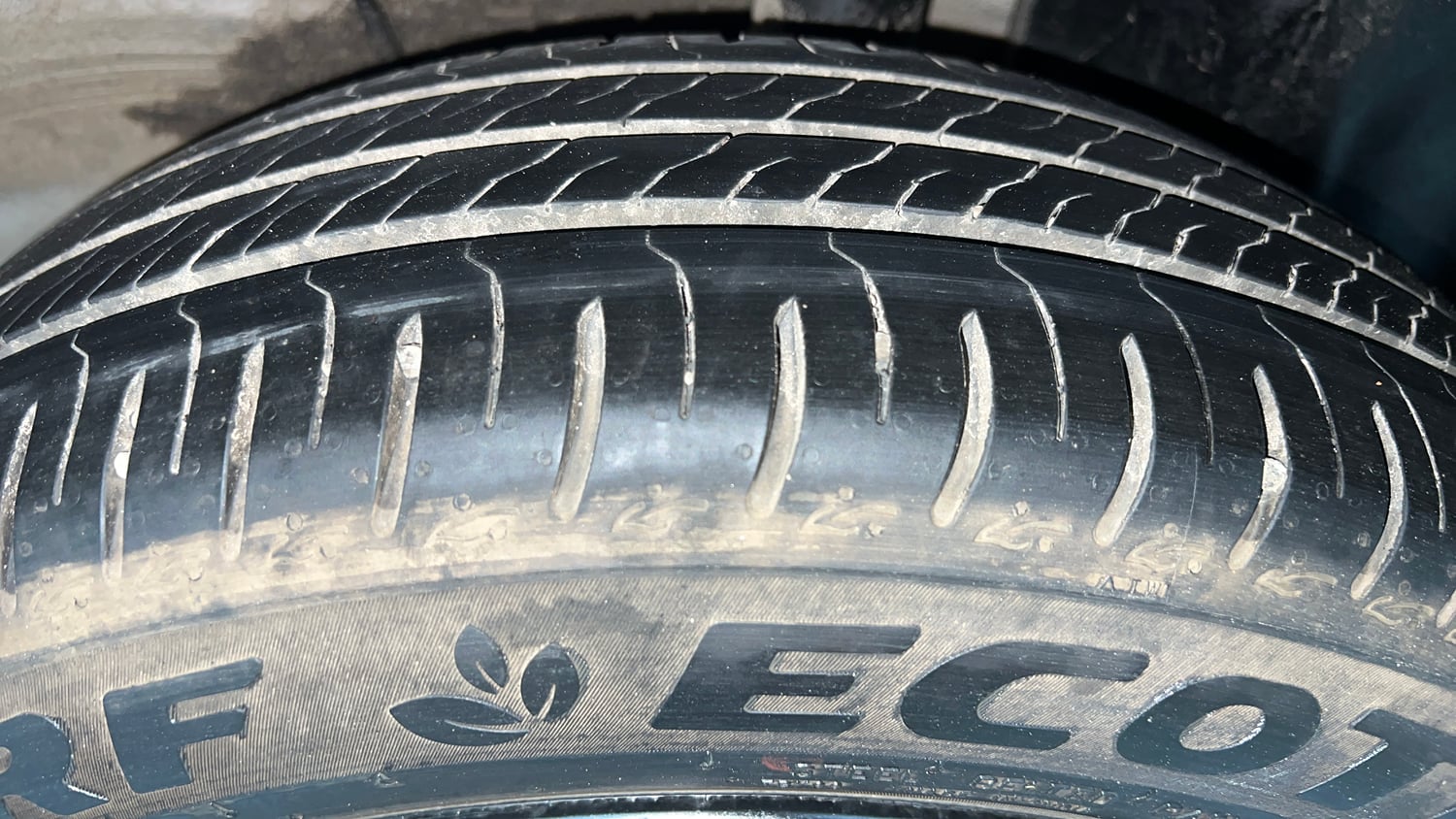 Used 2025 Tata Altroz Creative S Petrol 5AMT Petrol Automatic tyres LEFT REAR TYRE TREAD VIEW