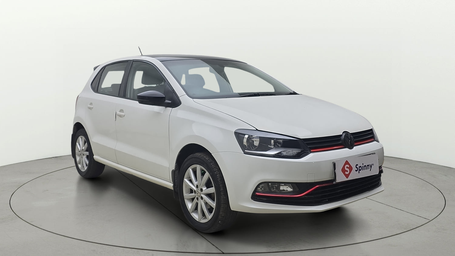 Used 2018 Volkswagen Polo Highline Plus 1.0 (P) 16 Alloy Petrol Manual exterior RIGHT FRONT CORNER VIEW