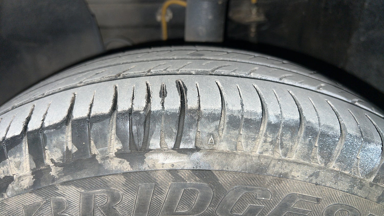 Used 2019 Datsun GO T Petrol Manual tyres LEFT FRONT TYRE TREAD VIEW
