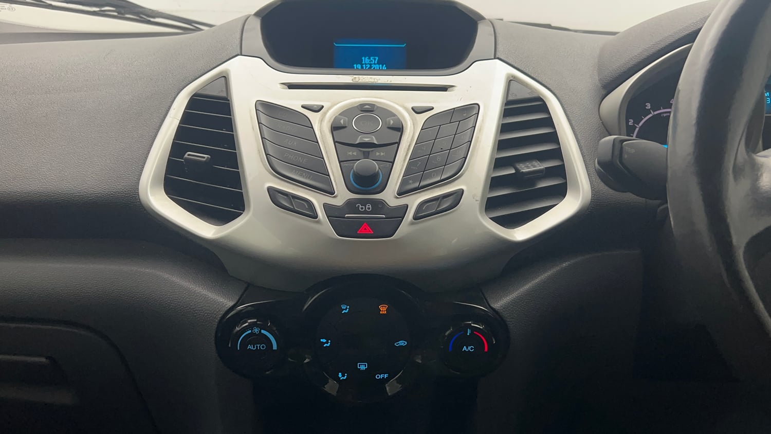 Used 2015 Ford EcoSport Titanium 1.0 Ecoboost (Opt) Petrol Manual top_features Integrated (in-dash) music system