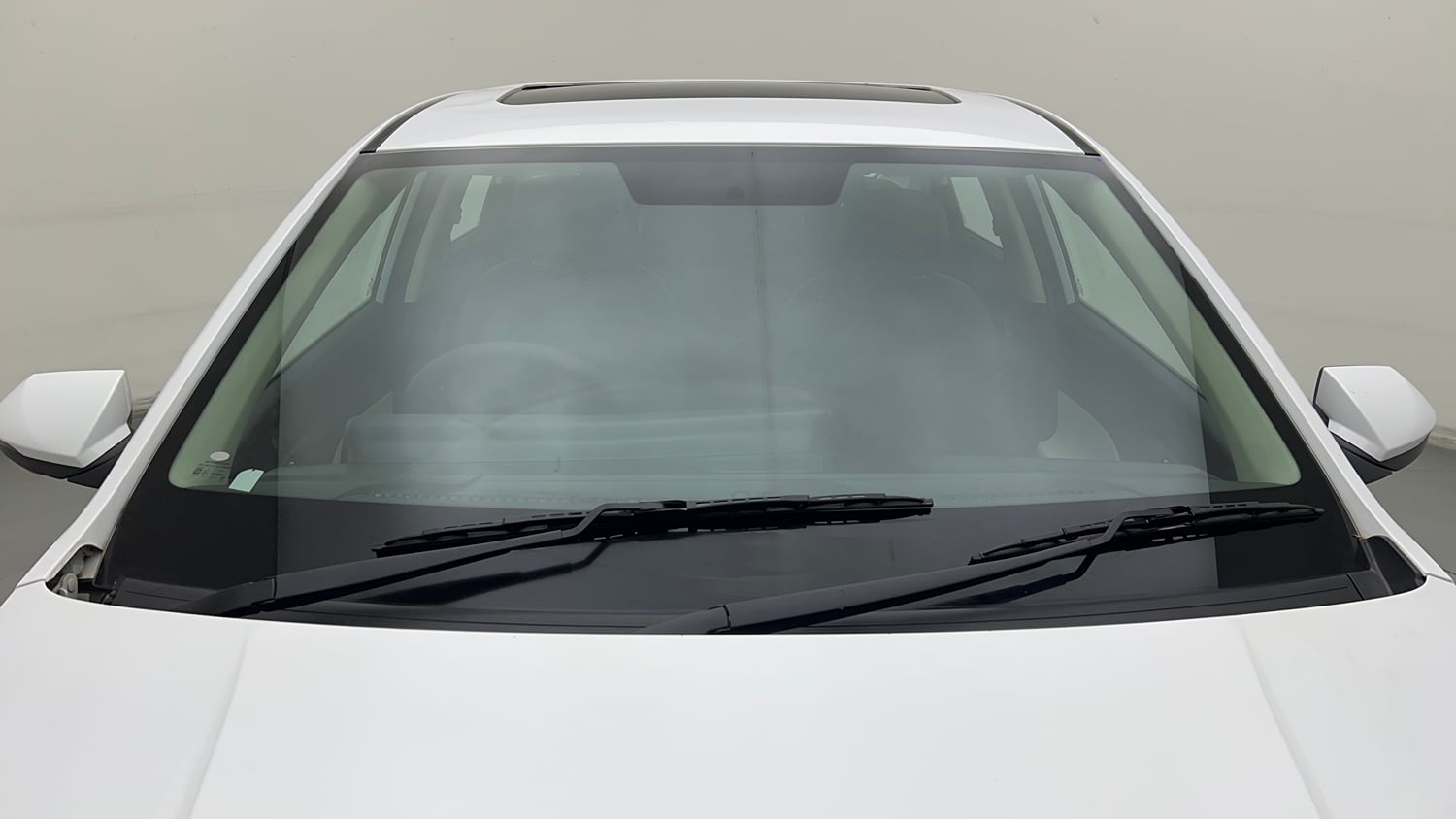 Used 2024 Hyundai Verna SX 1.5 Petrol MT Petrol Manual exterior FRONT WINDSHIELD VIEW
