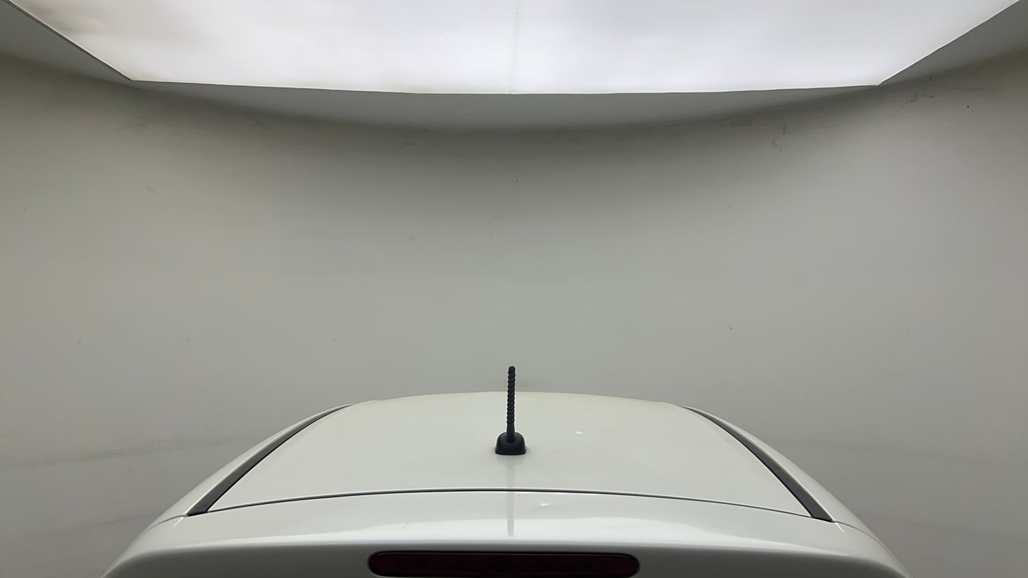 Used 2016 Maruti Suzuki Swift Lxi (O) Petrol Manual exterior EXTERIOR ROOF VIEW