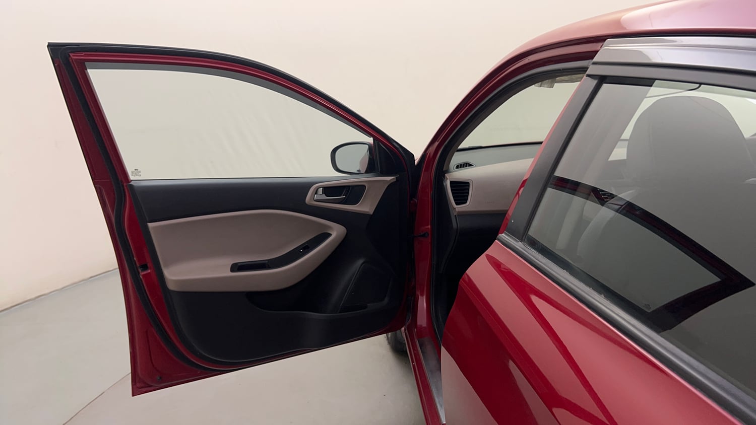 Used 2016 Hyundai Elite i20 Asta 1.2 (O) Petrol Manual interior LEFT FRONT DOOR OPEN VIEW