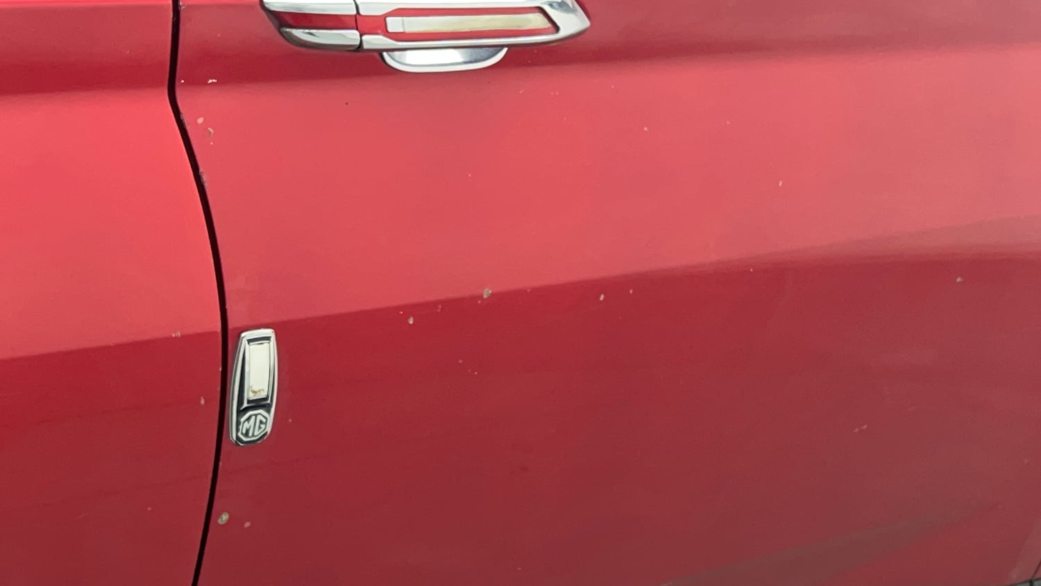 Used 2021 MG Motors Hector Plus Sharp 1.5 Petrol Turbo CVT 6-STR Dual Tone Petrol Automatic dents MINOR SCRATCH