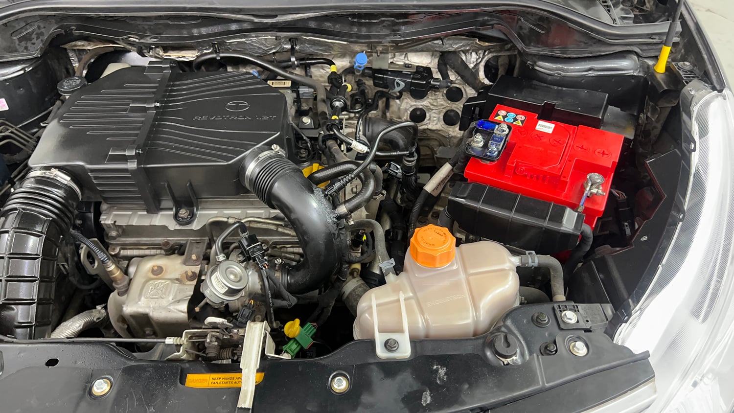Used 2016 Tata Zest XT Petrol Petrol Manual engine ENGINE LEFT SIDE VIEW