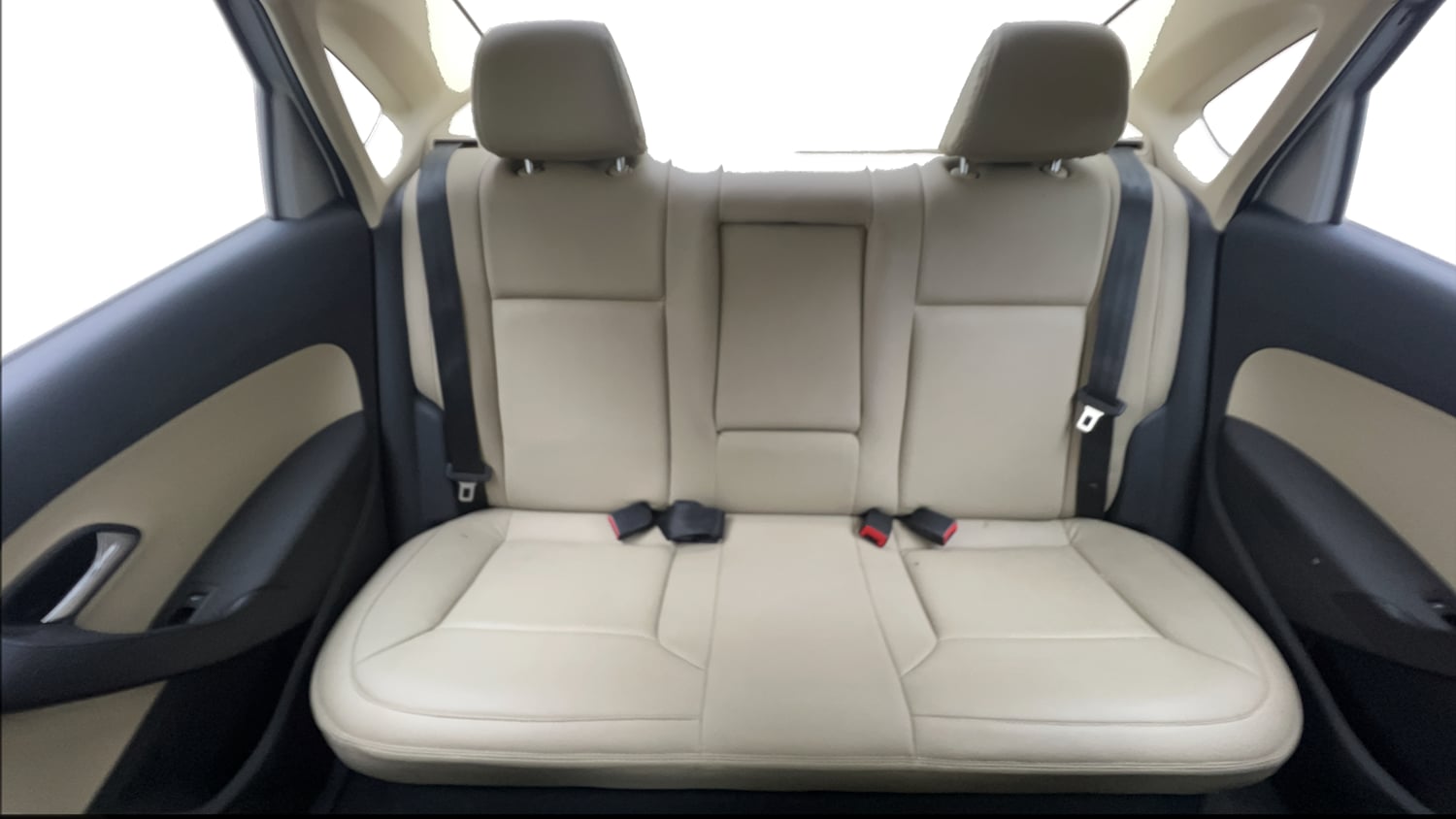 Used 2018 Skoda Rapid Ambition 1.6 MPI AT Petrol Automatic interior REAR SEAT CONDITION VIEW