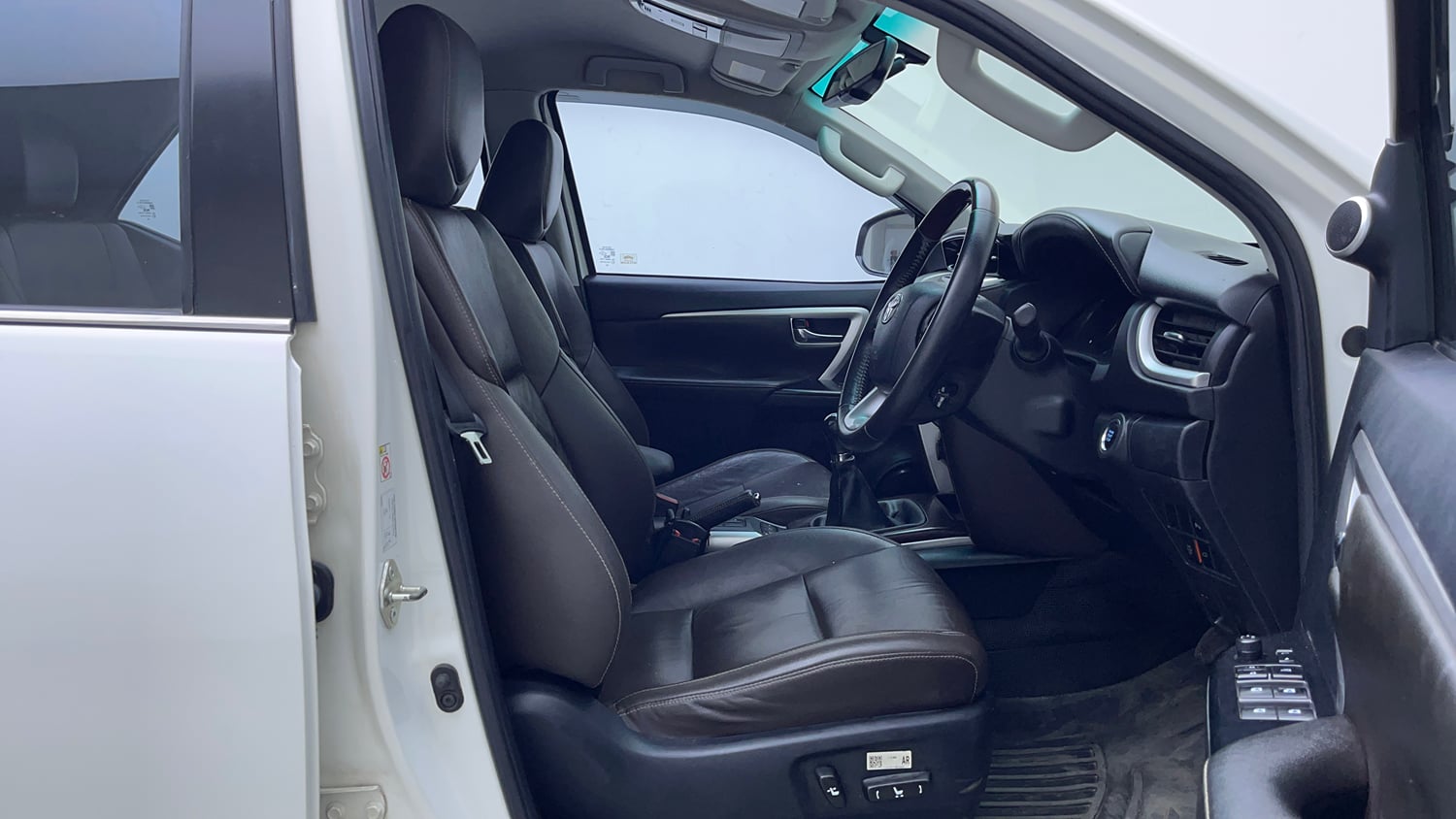 Used 2019 Toyota Fortuner 2.8 4x2 MT Diesel Manual interior RIGHT SIDE FRONT DOOR CABIN VIEW