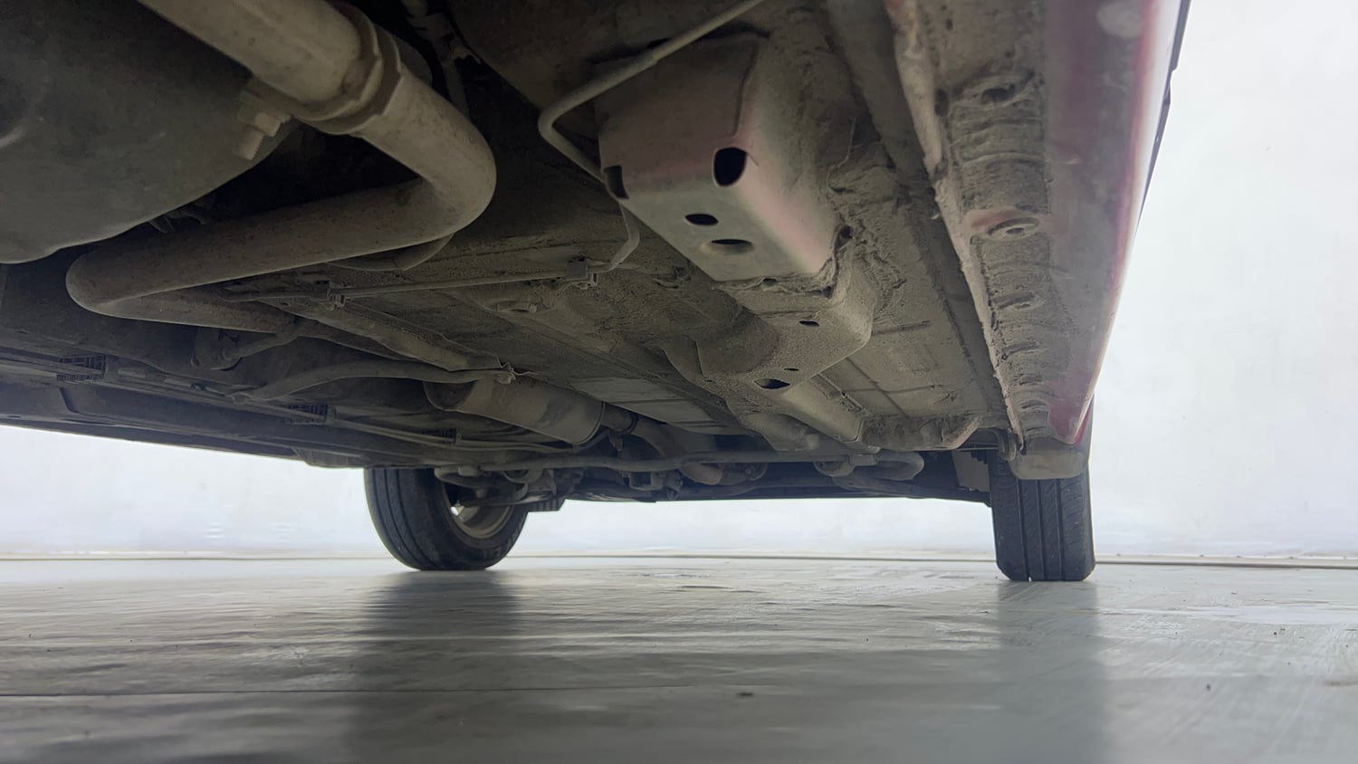 Used 2018 Tata Tiago Revotron XZA Petrol Automatic extra REAR RIGHT UNDERBODY VIEW