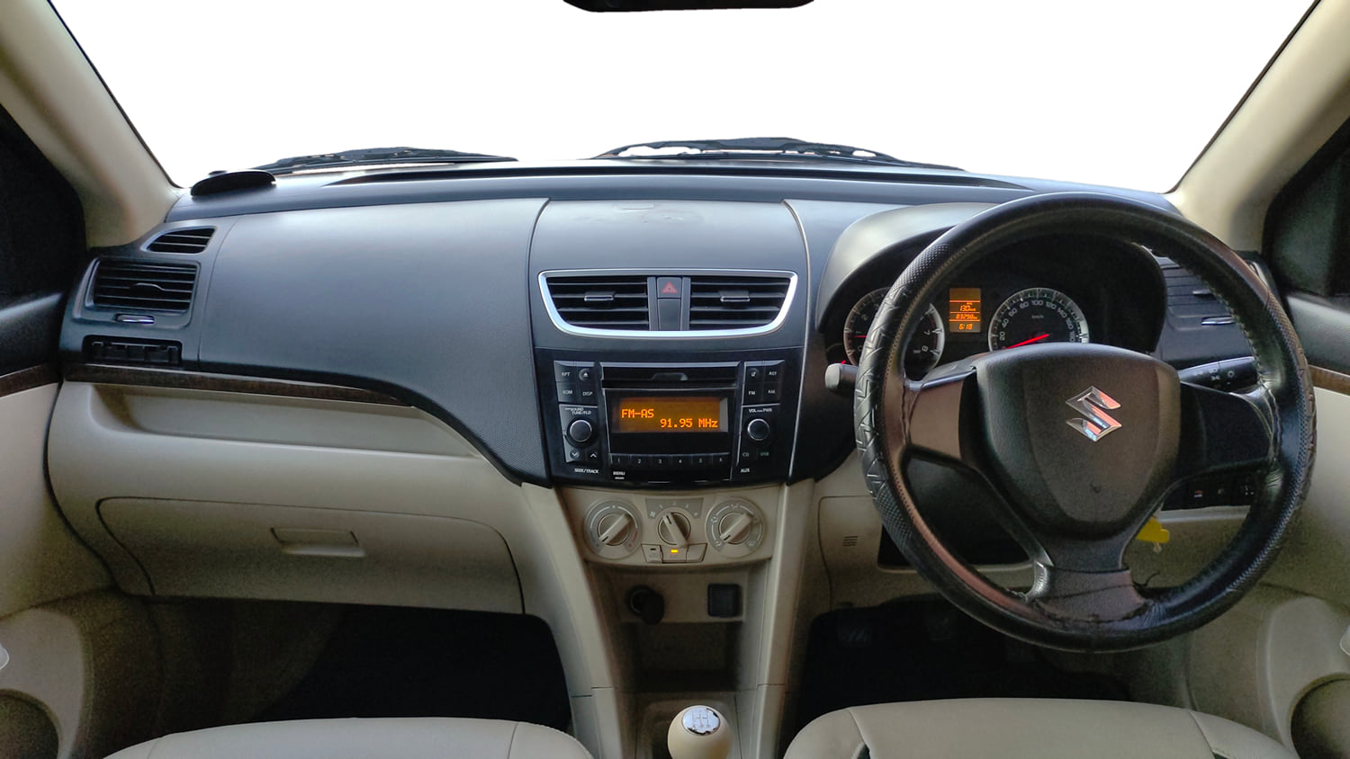 Used 2015 Maruti Suzuki Swift Dzire VXI Petrol Manual interior DASHBOARD VIEW