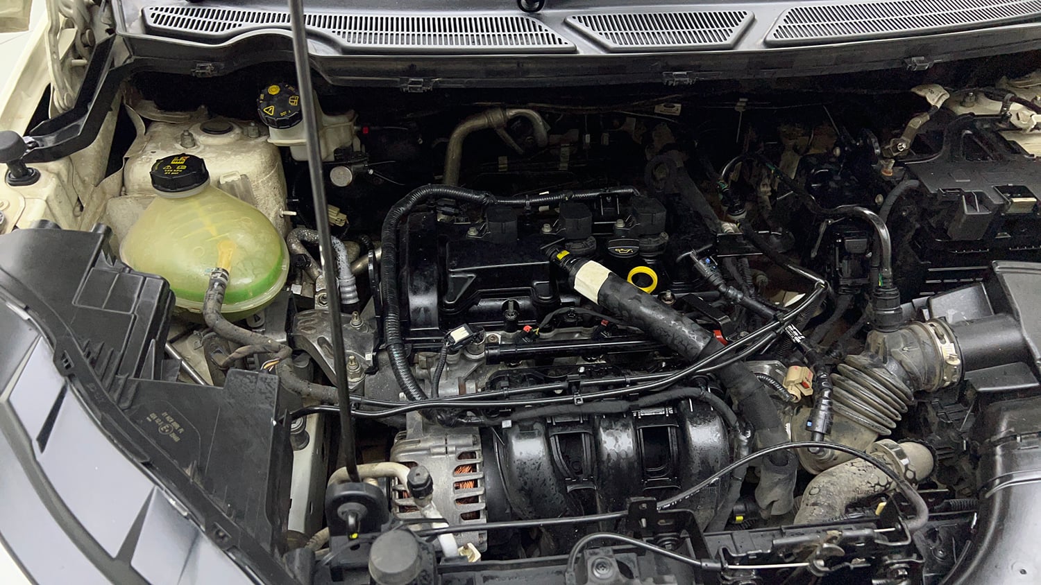 Used 2021 Ford EcoSport Titanium 1.5L Ti-VCT Petrol Manual engine ENGINE RIGHT SIDE VIEW