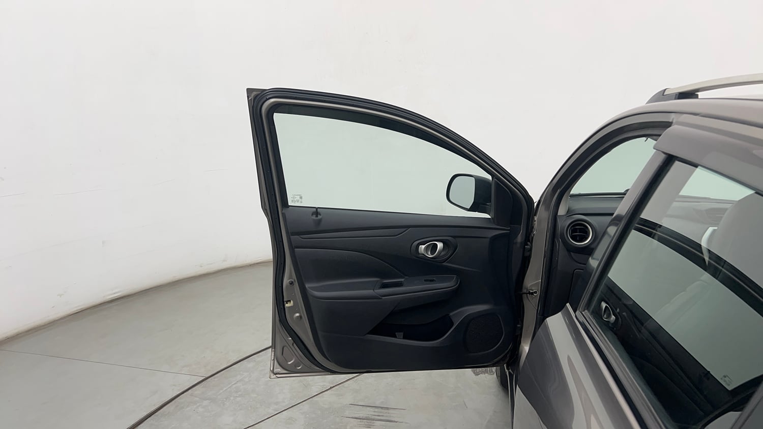 Used 2019 Datsun GO T Petrol Manual interior LEFT FRONT DOOR OPEN VIEW