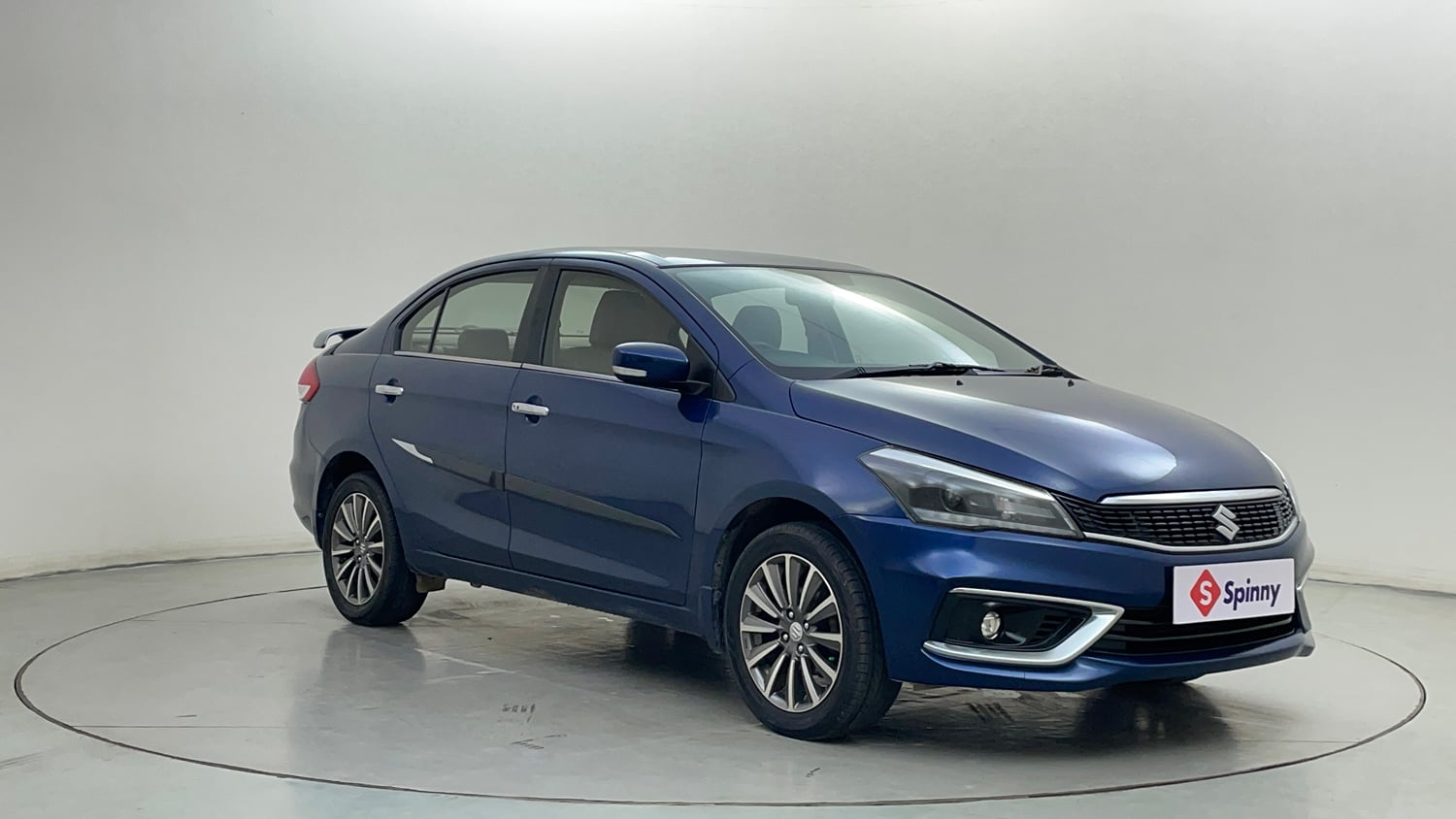 Used 2019 null Petrol Manual exterior RIGHT FRONT CORNER VIEW
