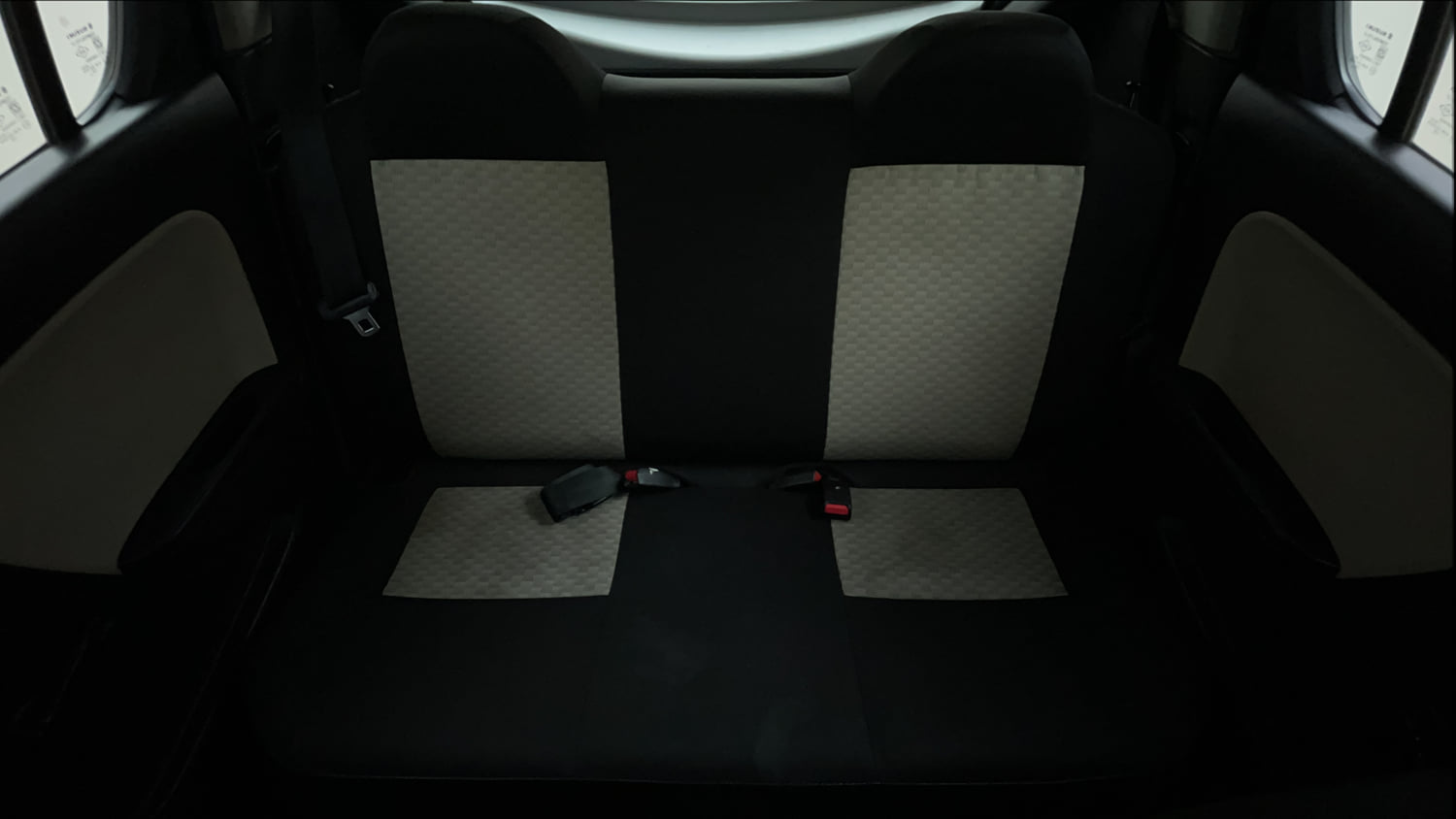 Used 2021 Maruti Suzuki Alto 800 LXi (O) Petrol Manual interior REAR SEAT CONDITION VIEW