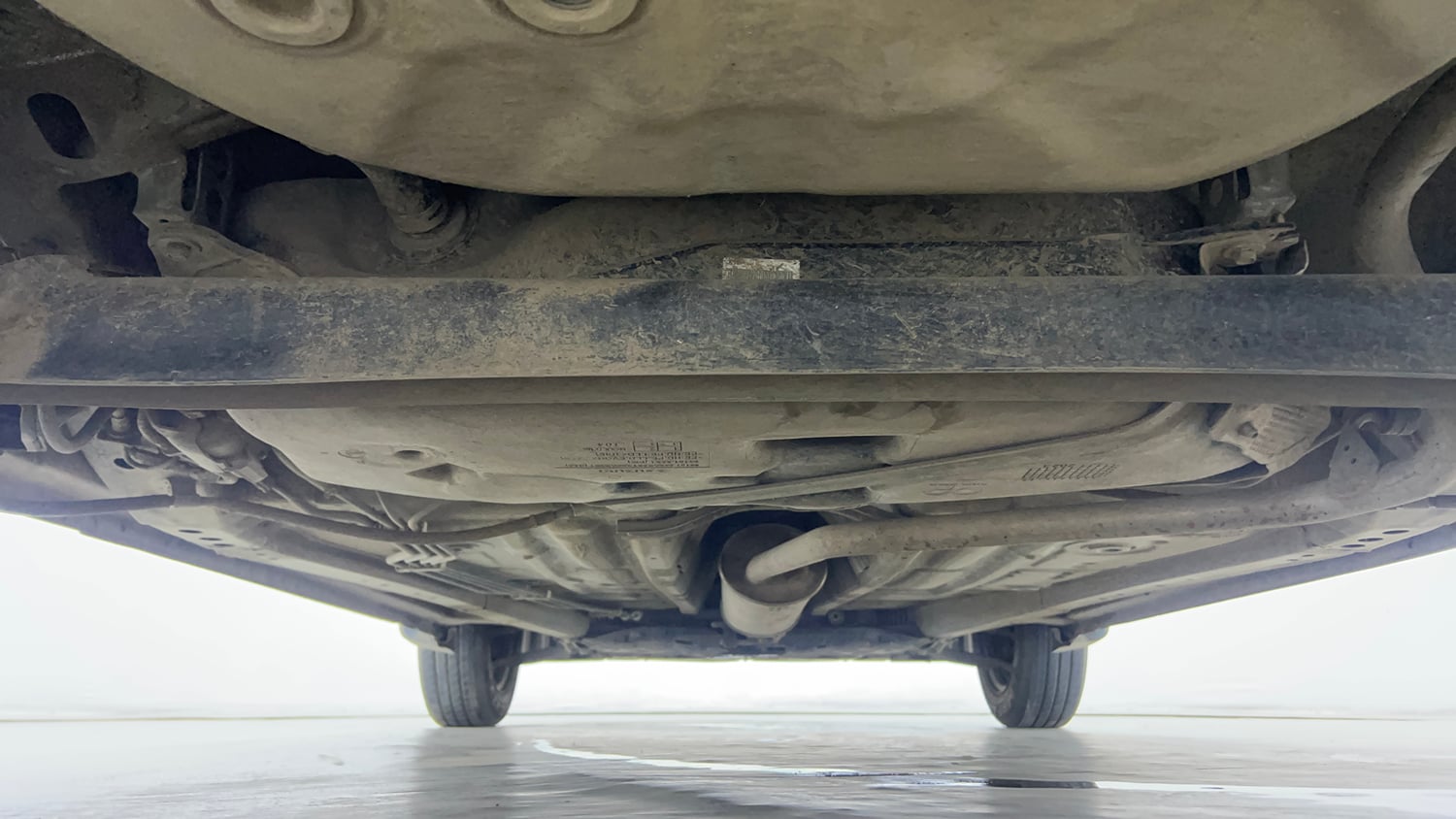 Used 2023 Maruti Suzuki Wagon R VXI 1.0 Petrol Manual extra REAR UNDERBODY VIEW (TAKEN FROM REAR)
