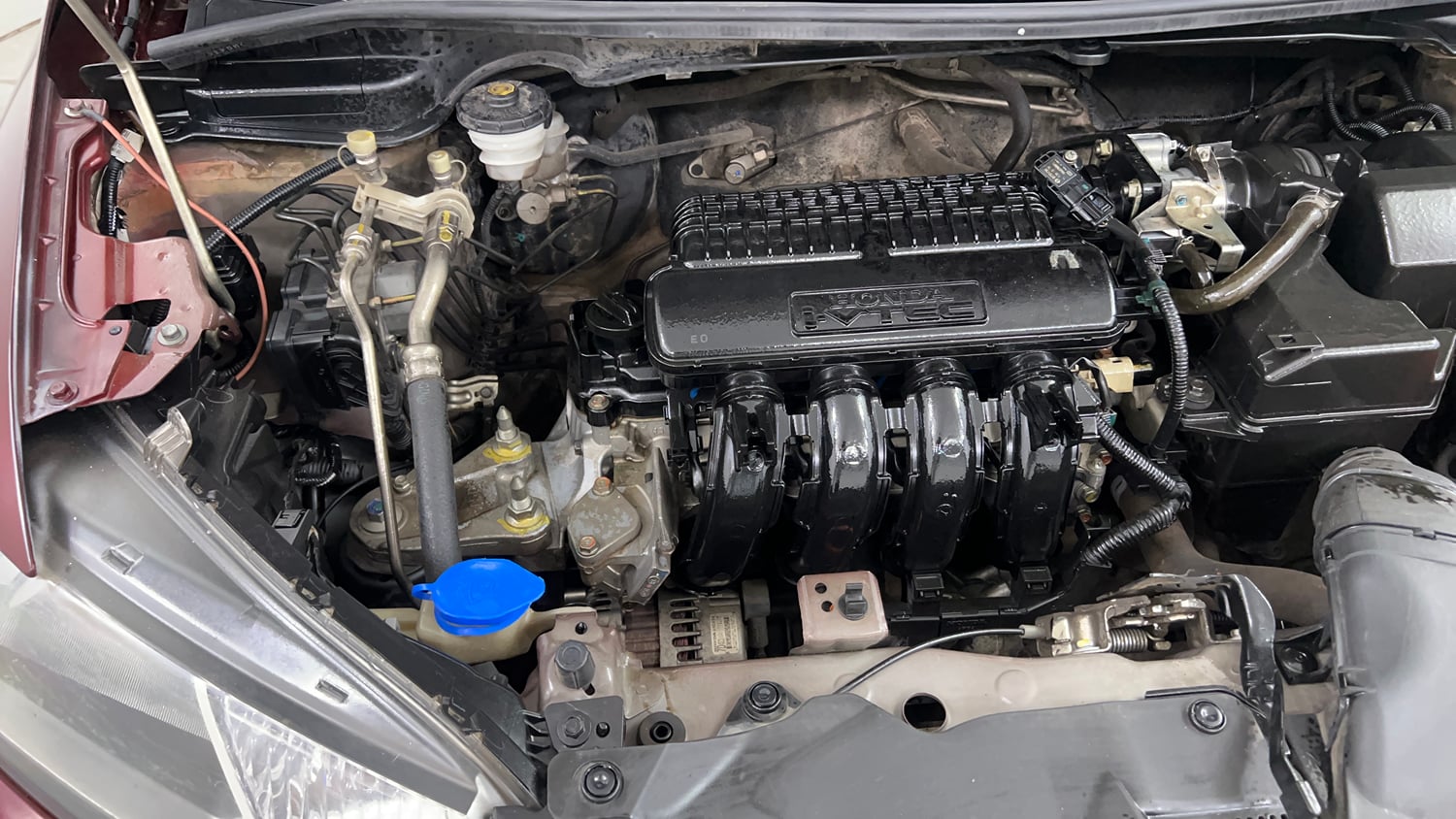 Used 2015 Honda Jazz SV Petrol Petrol Manual engine ENGINE RIGHT SIDE VIEW