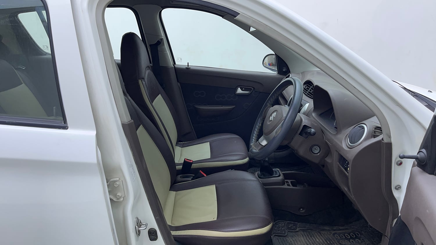 Used 2013 Maruti Suzuki Alto 800 Lxi CNG Cng Manual interior RIGHT SIDE FRONT DOOR CABIN VIEW