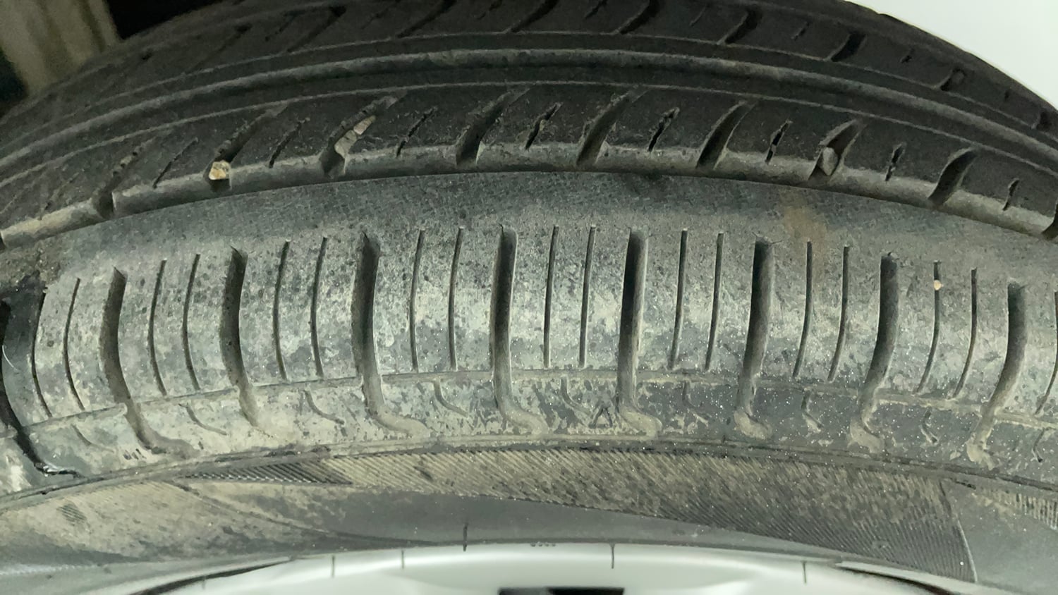 Used 2018 Maruti Suzuki Alto 800 LXi Petrol Manual tyres LEFT REAR TYRE TREAD VIEW