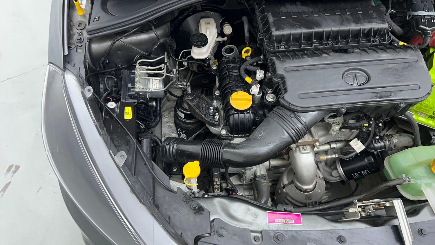 Used 2023 Tata Tiago XTA Petrol Automatic engine ENGINE RIGHT SIDE VIEW