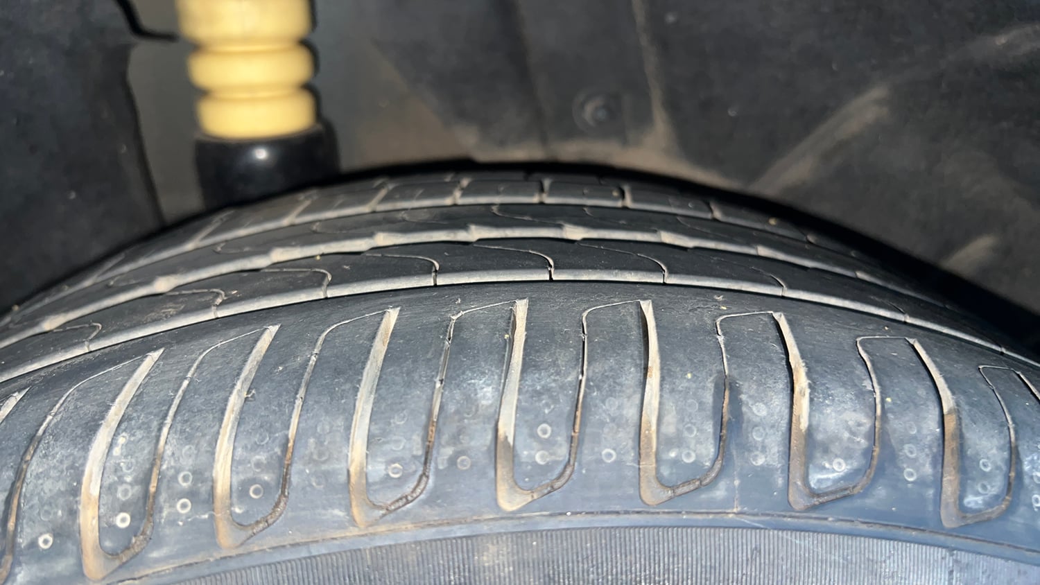 Used 2021 Mini Countryman Cooper S JCW Inspired Petrol Automatic tyres RIGHT REAR TYRE TREAD VIEW