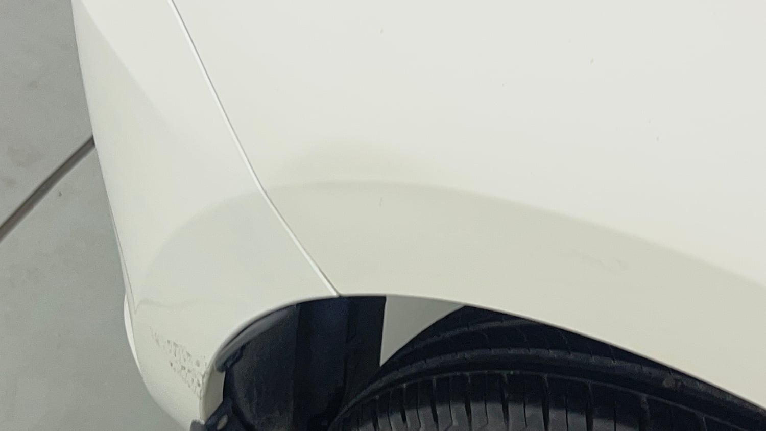 Used 2023 Maruti Suzuki Swift LXi Petrol Manual dents MINOR DENT