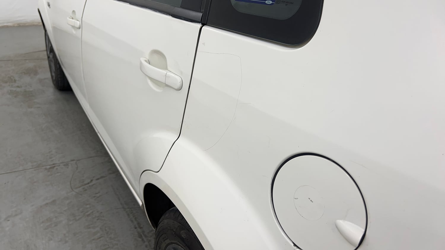 Used 2015 Ford Figo Duratec Petrol Titanium 1.2 Petrol Manual dents MINOR SCRATCH