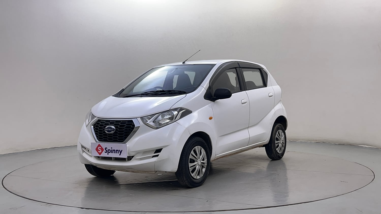 2016 Datsun Redi-GO Image
