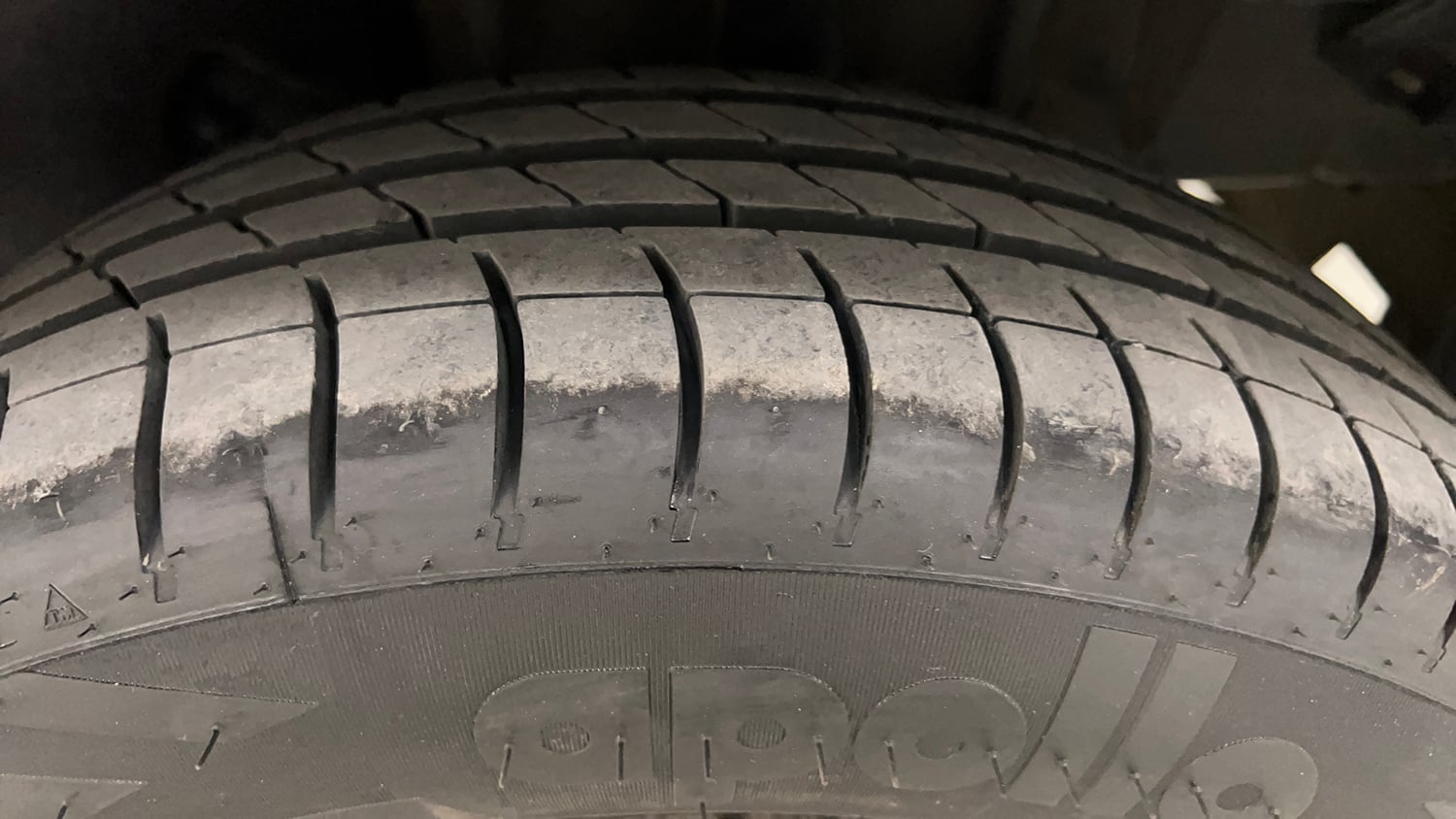 Used 2023 Tata Tiago EV XZ Plus Long Range Electric Automatic tyres LEFT REAR TYRE TREAD VIEW