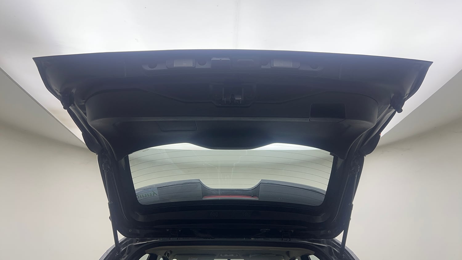 Used 2023 Nissan Magnite XL Petrol Manual interior DICKY DOOR OPEN VIEW