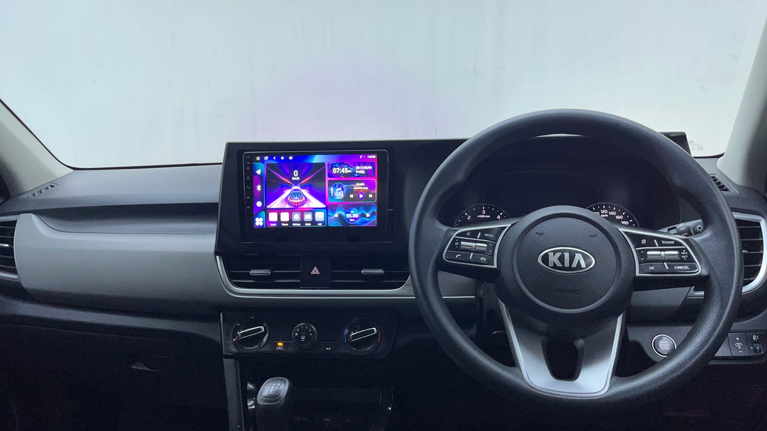 Used 2019 Kia Seltos HTK Plus 1.5 Diesel Diesel Manual interior DASHBOARD VIEW