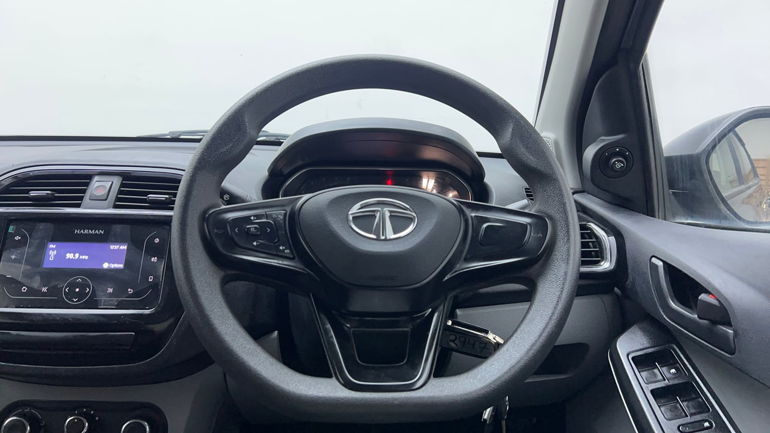 Used 2023 Tata Tiago XTA Petrol Automatic interior STEERING VIEW