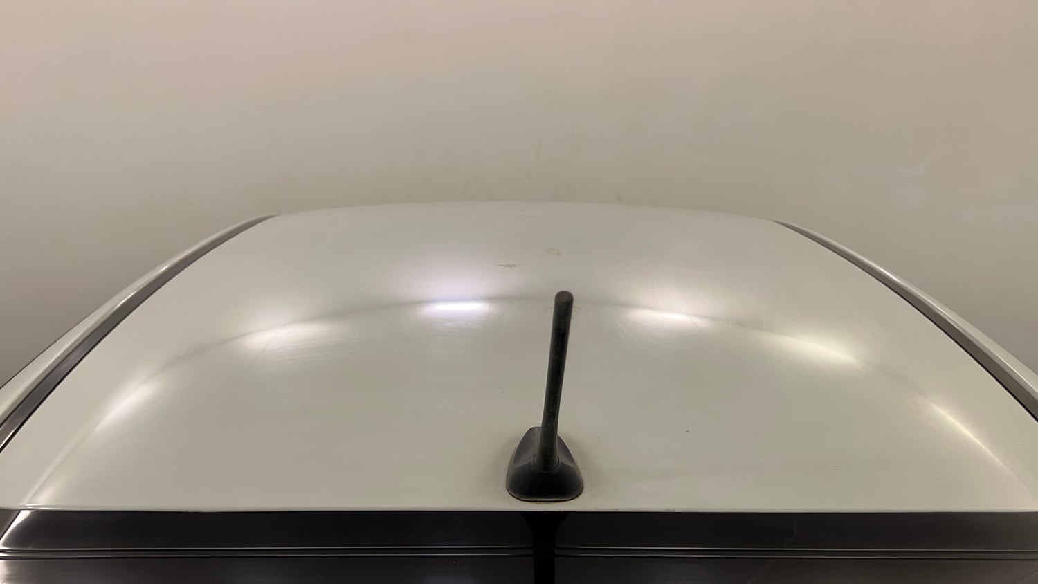Used 2017 Tata Tigor Revotron XZ Petrol Manual exterior EXTERIOR ROOF VIEW