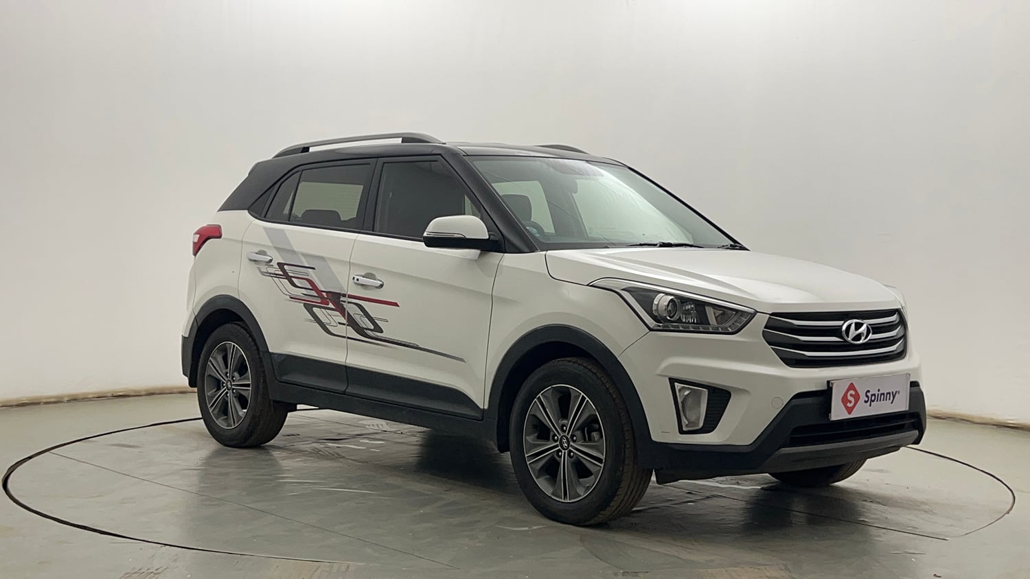 Used 2017 Hyundai Creta 1.6 SX Plus Petrol Special Edition Petrol Manual exterior RIGHT FRONT CORNER VIEW
