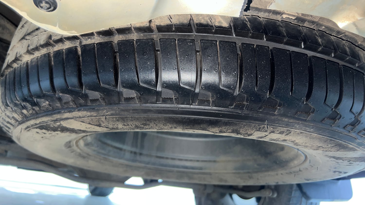 Used 2023 Mahindra Scorpio N Z8 L Petrol AT 6 STR Petrol Automatic tyres SPARE TYRE VIEW