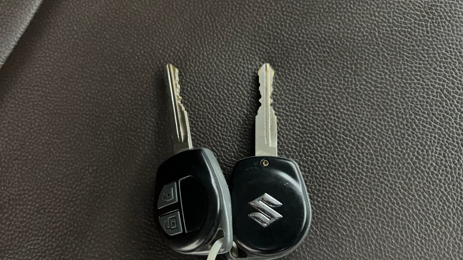 Used 2017 Maruti Suzuki Wagon R VXI Petrol Manual extra CAR KEY VIEW