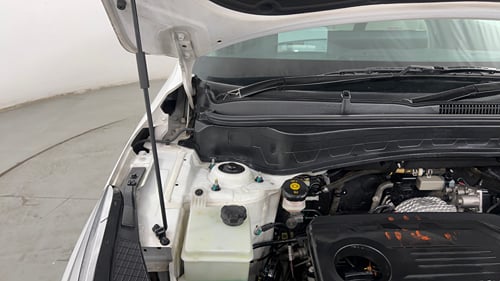 Used 2020 Kia Seltos GTX Plus AT 1.5 Diesel Diesel Automatic engine ENGINE RIGHT SIDE HINGE & APRON VIEW
