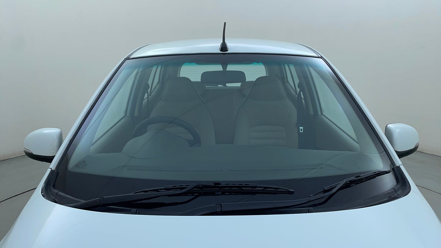 Used 2012 Hyundai i10 Sportz 1.2 Kappa2 Petrol Manual exterior FRONT WINDSHIELD VIEW