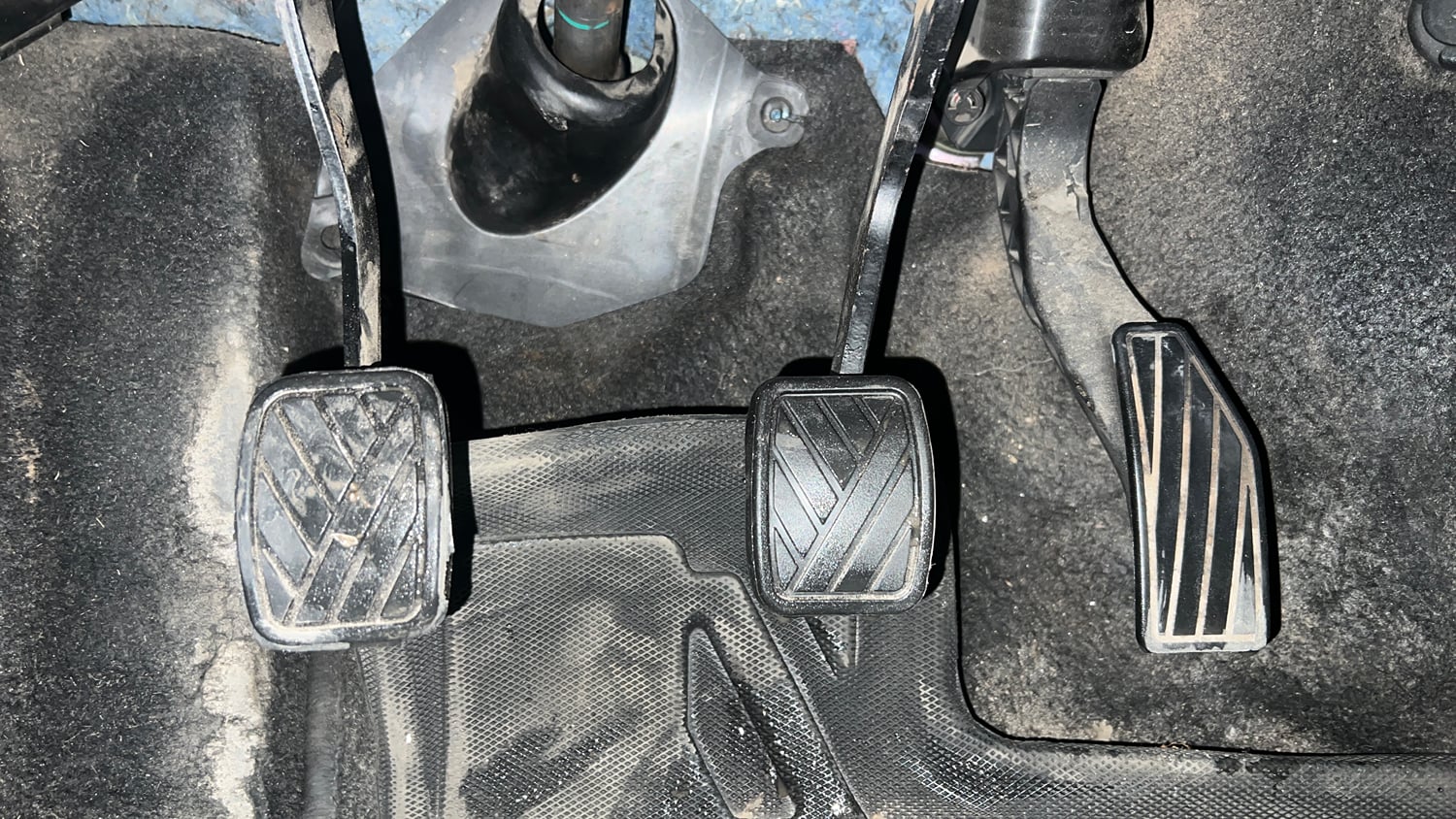 Used 2017 Maruti Suzuki Ignis  Zeta Dual Tone MT Petrol Petrol Manual interior PEDALS VIEW