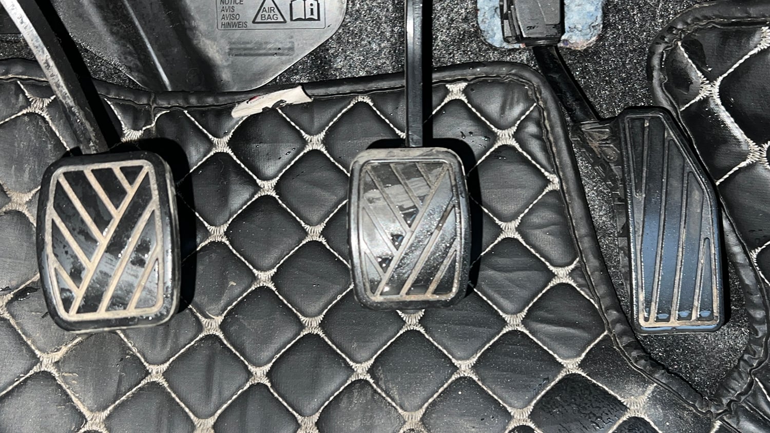 Used 2023 Maruti Suzuki Swift LXi Petrol Manual interior PEDALS VIEW