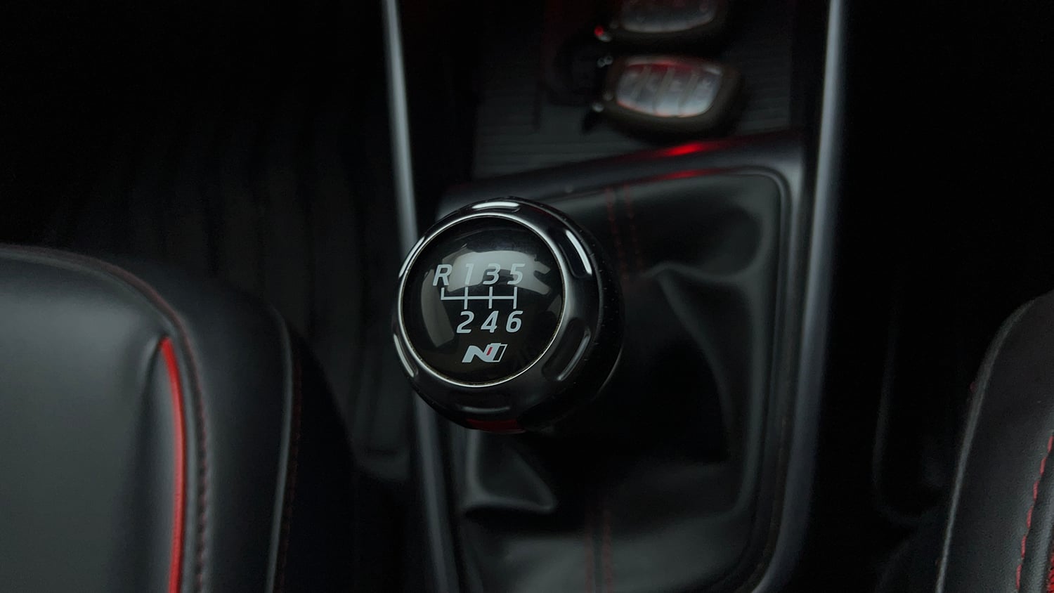 Used 2023 Hyundai i20 N Line N8 1.0 Turbo iMT Petrol Manual interior GEAR  KNOB VIEW